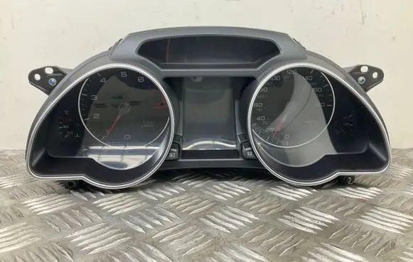 Audi A5 8T 8F Speedometer (instrument cluster) 8T0920981H