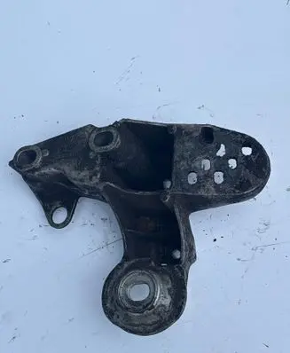 Audi A4 S4 B5 8D Engine mounting bracket 4B0199351A
