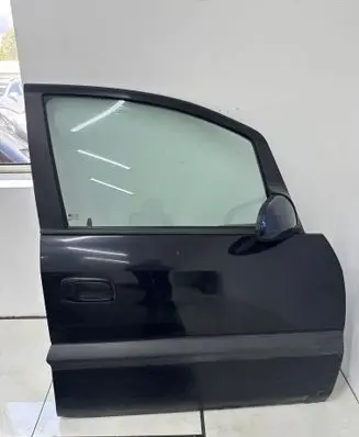 Opel Zafira A Front door