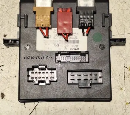 Audi A6 S6 C6 4F Comfort/convenience module 4F0907279 4F0910279 F005V00384
