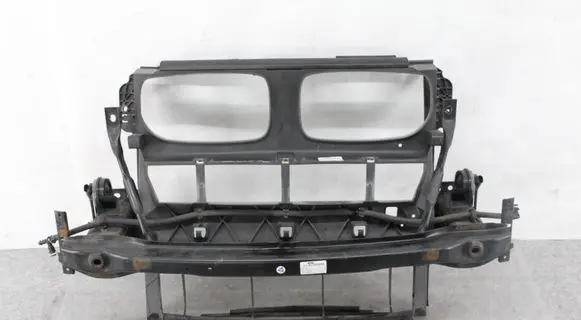 Radiator support slam panel bracket