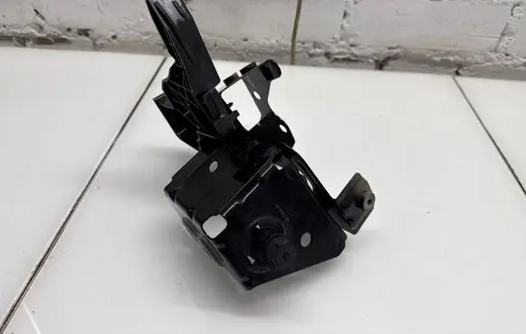 BMW XM Headlight/headlamp mounting bracket 5A07DF2