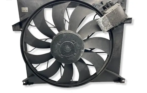 Mercedes-Benz ML W163 Electric radiator cooling fan A1635000293