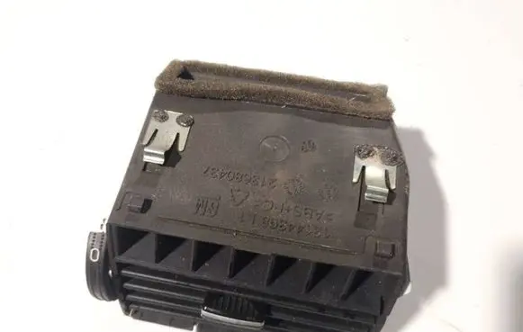 Opel Zafira B Dash center air vent grill 13144398 213680437