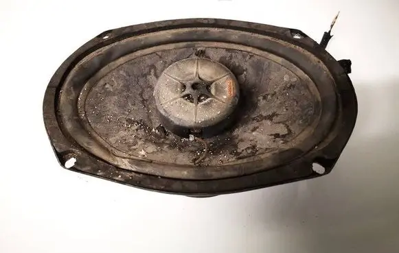 Mazda 626 Front door speaker 