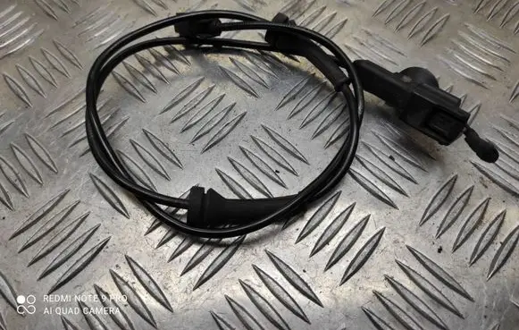 Renault Megane II ABS brake wheel speed sensor 10071151813 820041683