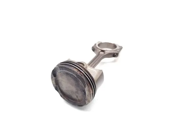 Hyundai i10 Piston with connecting rod G4LA