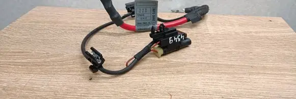 Mercedes-Benz C W204 Positive cable (battery) A2044402232 576419