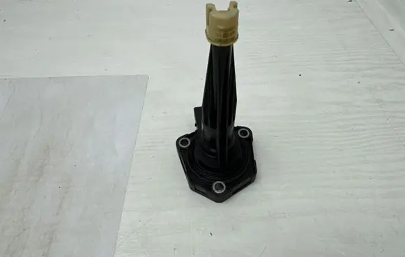 Mercedes-Benz GLA H247 Oil level sensor A0919057101 6PR01205605