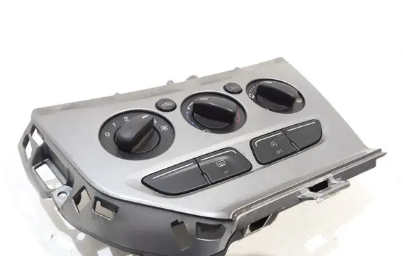 Ford Focus Climate control unit BM5118522