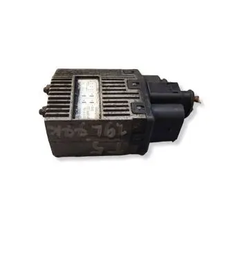 Volkswagen Transporter - Caravelle T5 Fan control module 3B0919506