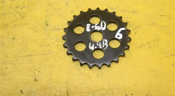 BMW 5 E60 E61 Camshaft pulley/ VANOS 
