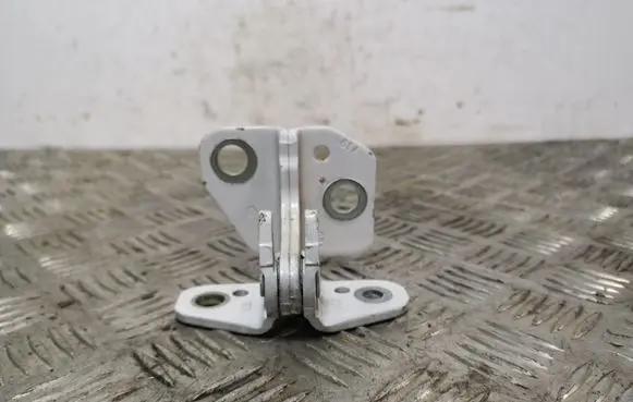 Jeep Grand Cherokee Rear door upper hinge