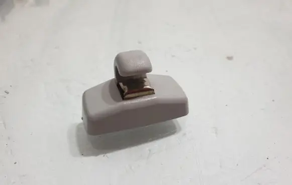 Skoda Superb B6 (3T) Sun visor clip/hook/bracket 1Z0857561