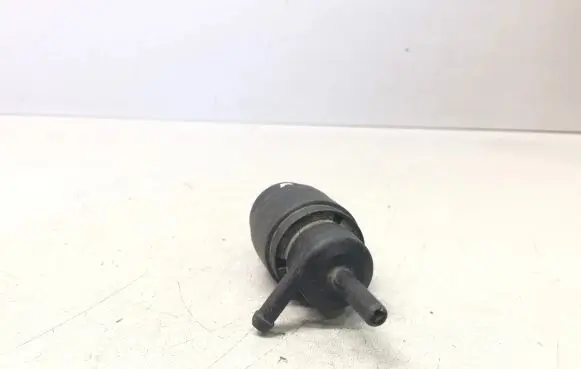 Volkswagen Transporter - Caravelle T4 Windscreen/windshield washer pump 171955651