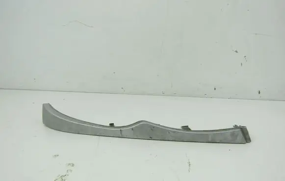 BMW 3 E46 Under headlight/headlamp trim 7030554