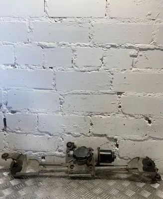 Nissan Pathfinder R51 Front wiper linkage and motor