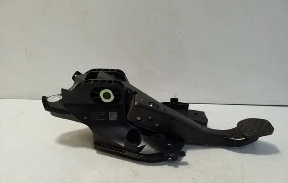 Volkswagen PASSAT B8 Brake pedal 5Q2721058BR
