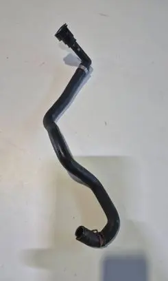 Volvo XC90 Engine coolant pipe/hose 31338301