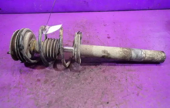 BMW 5 E39 Front shock absorber with coil spring 556832