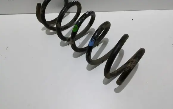 Lexus IS 220D-250-350 Front coil spring