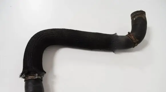 Chrysler 300 - 300C Engine coolant pipe/hose