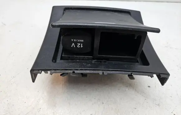 Mercedes-Benz E W212 Ashtray (rear) A2126803850