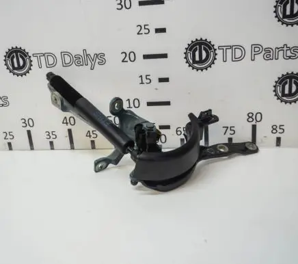 BMW 5 F10 F11 Tailgate/trunk/boot hinge 7206640