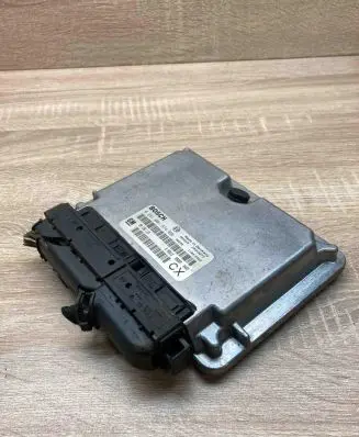 Opel Vectra B Engine control unit/module ECU 09136119 0281001874
