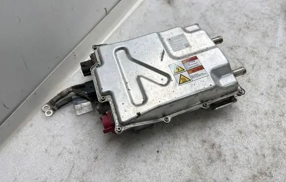 Tesla Model X Voltage converter inverter 106098500C DAP2500ABH A17E0042672