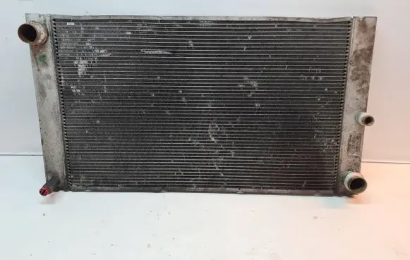 BMW 5 E60 E61 Coolant radiator 7795878