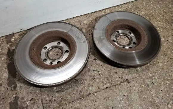 Volvo XC70 Front brake disc