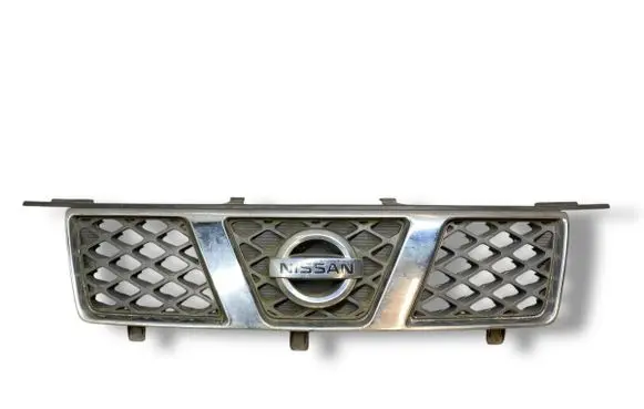 Nissan X-Trail T30 Front bumper upper radiator grill