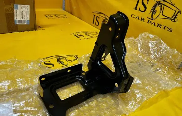 BMW Z4 E85 E86 Headlight/headlamp mounting bracket 51717197211 7197211