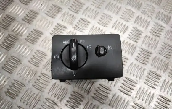 Ford Focus Light switch 4M5T13A024LA