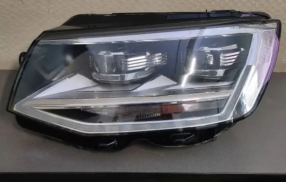 Volkswagen Multivan T6 Headlight/headlamp 7E1941035A