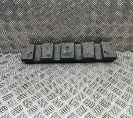 Front bumper foam support bar