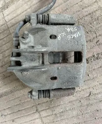 Mitsubishi Space Star Front brake caliper
