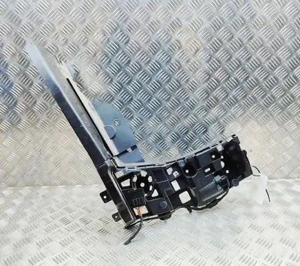 BMW X7 G07 Rear bumper mounting bracket 8091740 8069902