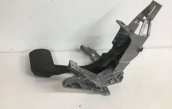 Audi A4 S4 B6 8E 8H Pedal assembly 8E1721117A