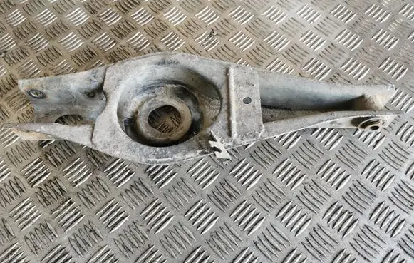 Peugeot 406 Rear control arm