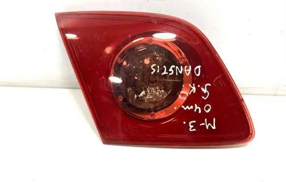 Mazda 3 I Tailgate rear/tail lights P2913 0641