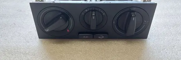 Volkswagen Golf IV Climate control unit 1J0820045G