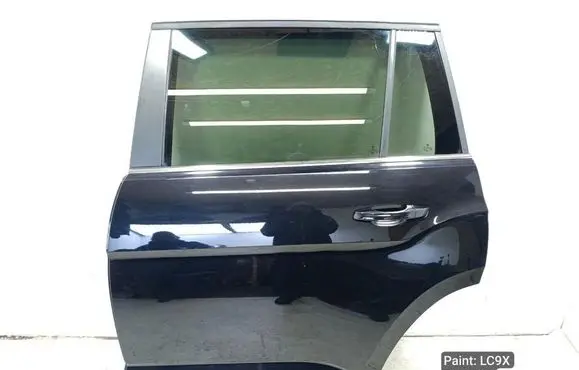 Volkswagen Atlas Rear door 