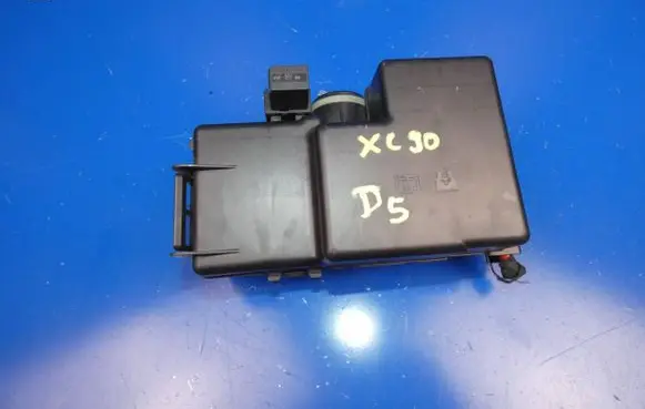 Volvo XC90 Fuse module 31384034 K067R 0030748
