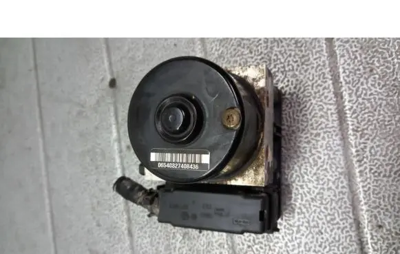Volkswagen Polo ABS Pump