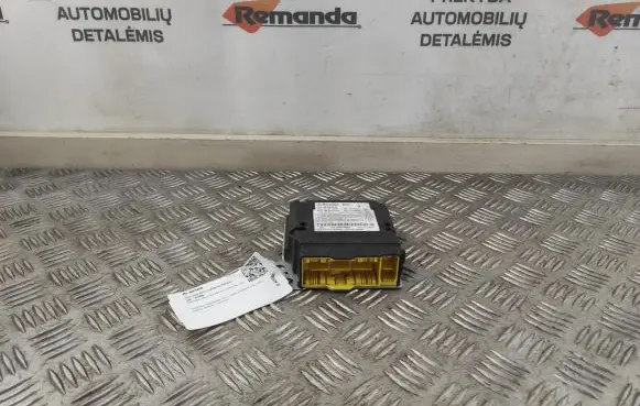 Mercedes-Benz GLE (W166 - C292) Airbag control unit/module A1669000220 A1669027609 A1669013806