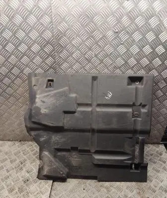 Ford Mondeo MK IV Engine splash shield/under tray 6m2111132ae
