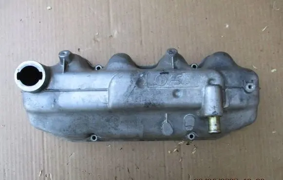 Fiat 500 Rocker cam cover 4381873