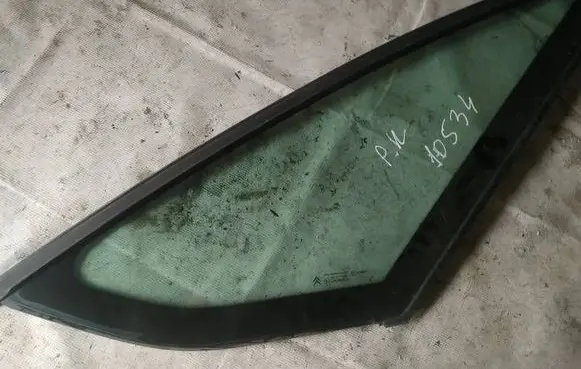 Citroen C4 I Picasso Front triangle window/glass as2